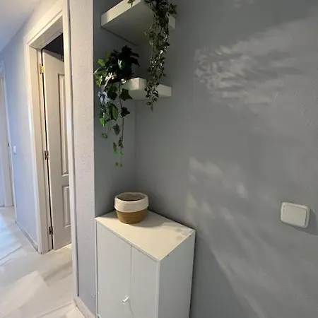 Apartamento En Zona Turistica * Roquetas de Mar